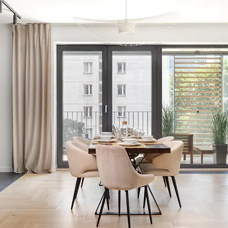 Luxurious With A Terrace And Garage - Grzybowska Apartment