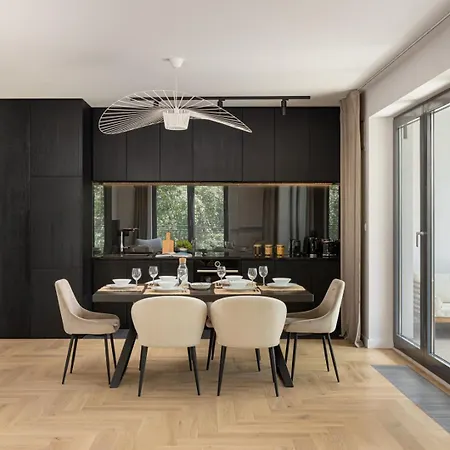 Luxury Apartment - Terrace - Garage - Center Varsavia