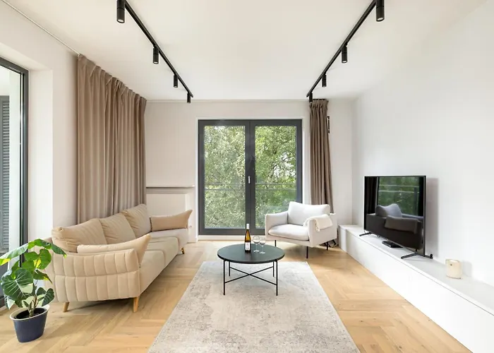 Luxurious With A Terrace And Garage - Grzybowska