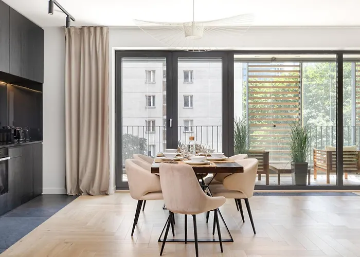 Luxurious With A Terrace And Garage - Grzybowska Apartment